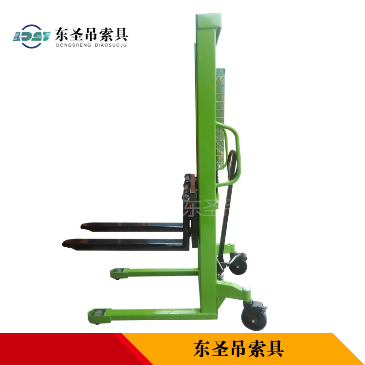 前移式手動(dòng)液壓堆高車可作為組合工具使用,你可知？--河北東圣吊索具制造有限公司--液壓堆高車|手動(dòng)叉車|小型攪拌機(jī)|石材夾具